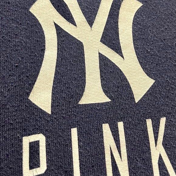 PINK VS sequins Yankees sweatshirt with hoodie - Picture 4 of 11
